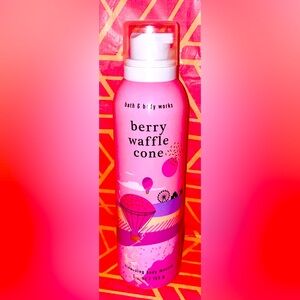 bath and body works berry waffle cone cleansing body mousse